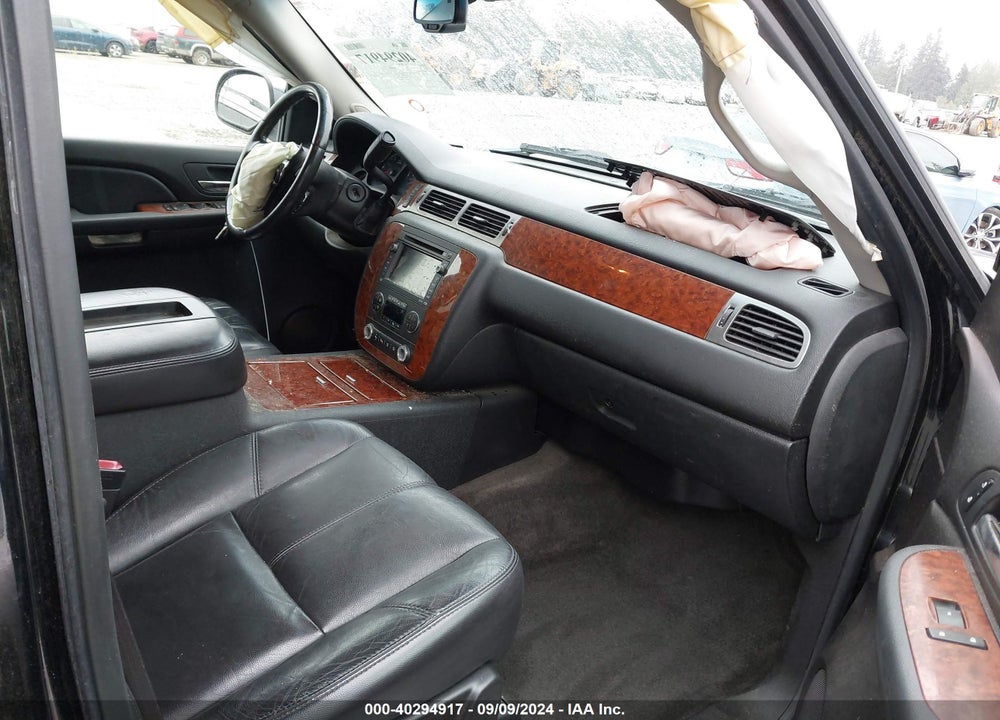 2007 CHEVROLET TAHOE LTZ VIN: 1GNFK13057J346949