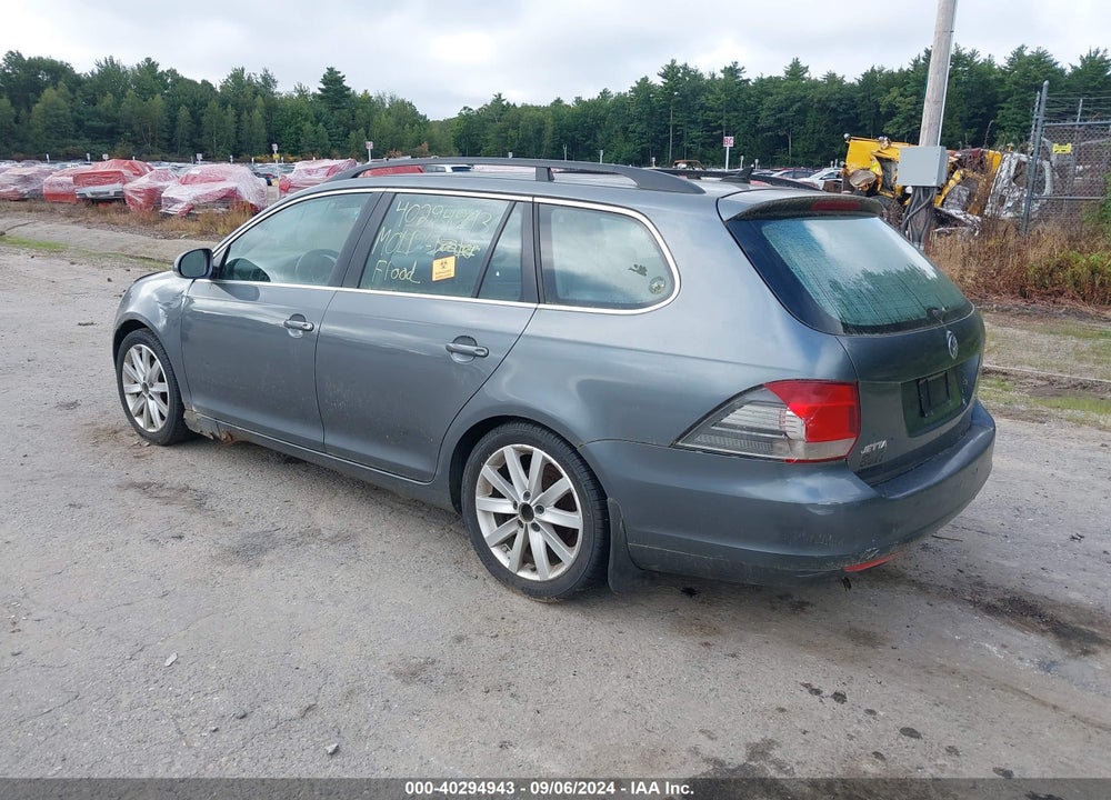2012 VOLKSWAGEN JETTA SPORTWAGEN 2.5L SE VIN: 3VWPP7AJ6CM611496