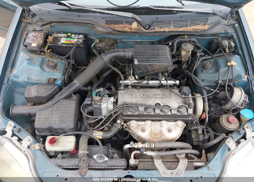 1998 HONDA CIVIC LX VIN: 2HGEJ6676WH553123