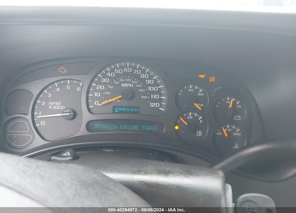 2005 CHEVROLET TAHOE LS VIN: 1GNEC13T45R264793