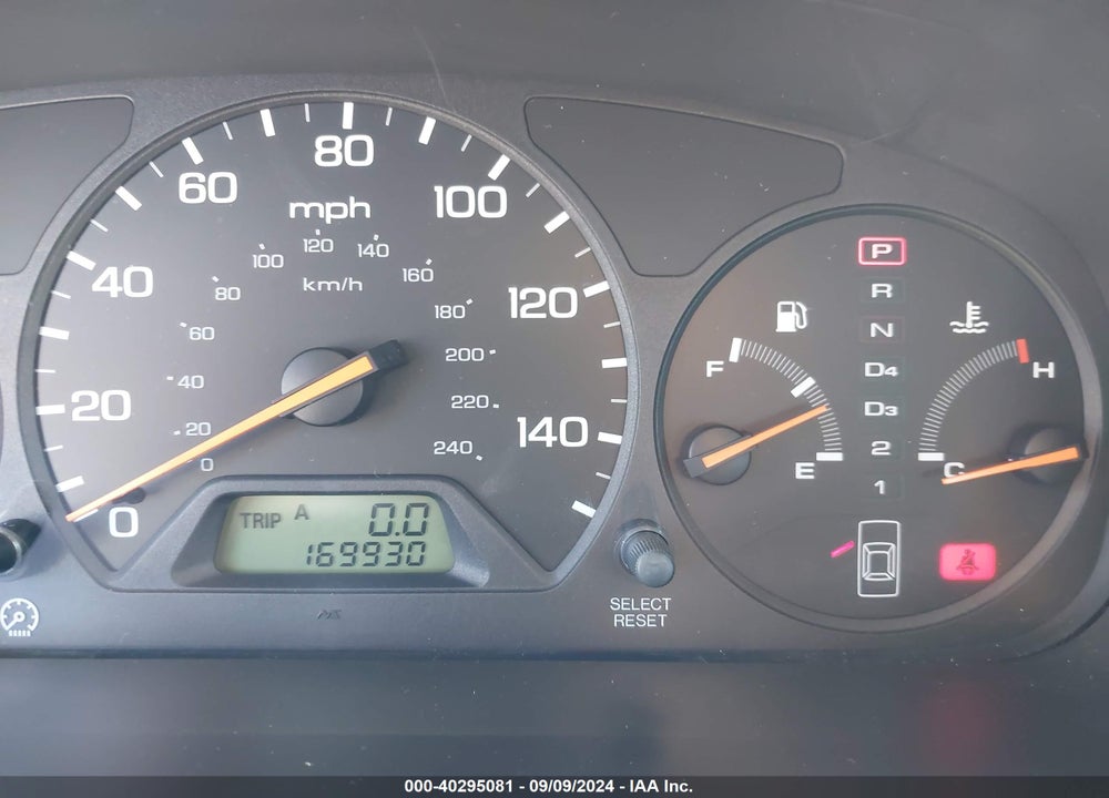 1998 HONDA ACCORD LX VIN: 1HGCG5646WA017308