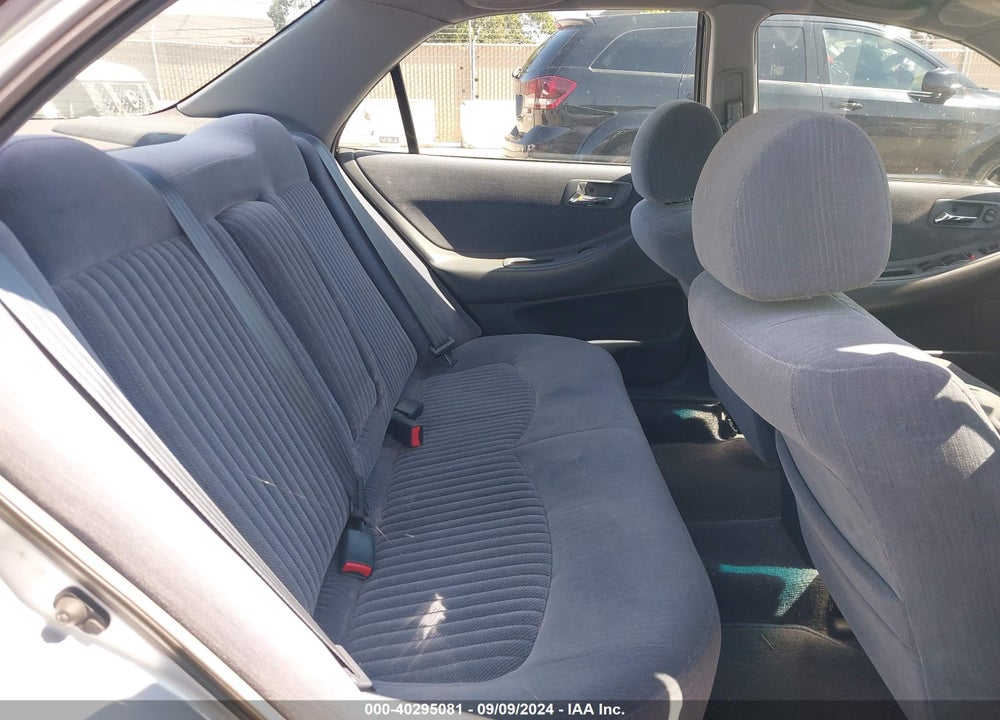 1998 HONDA ACCORD LX VIN: 1HGCG5646WA017308