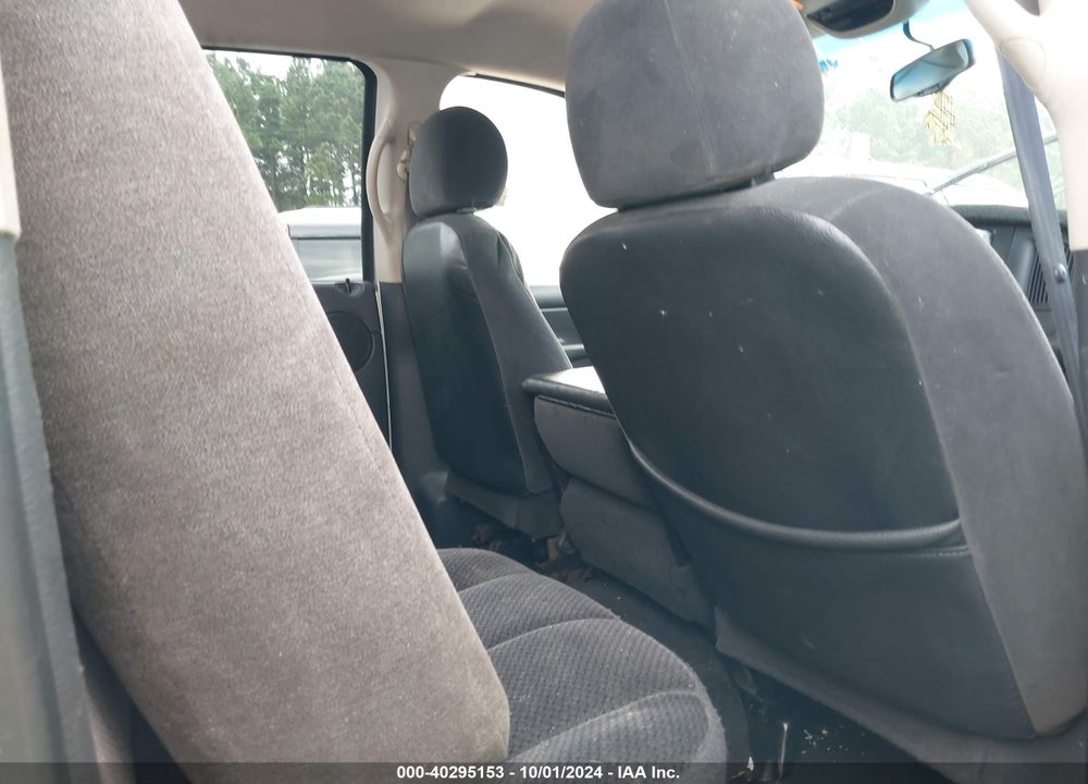 2002 DODGE RAM 1500 ST VIN: 1D7HU18N02S636735