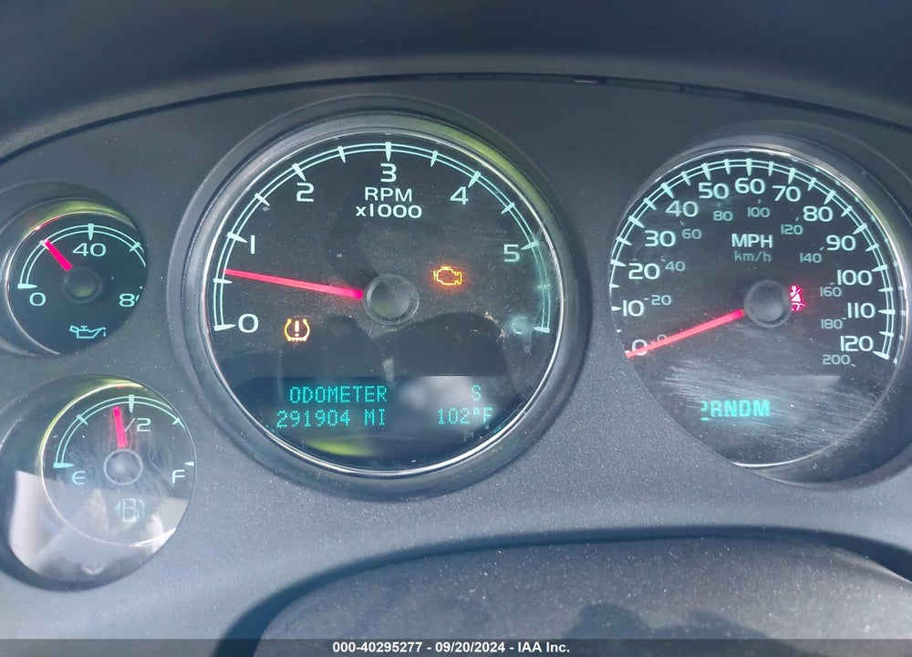 2013 CHEVROLET TAHOE LT VIN: 1GNSCBE07DR141175