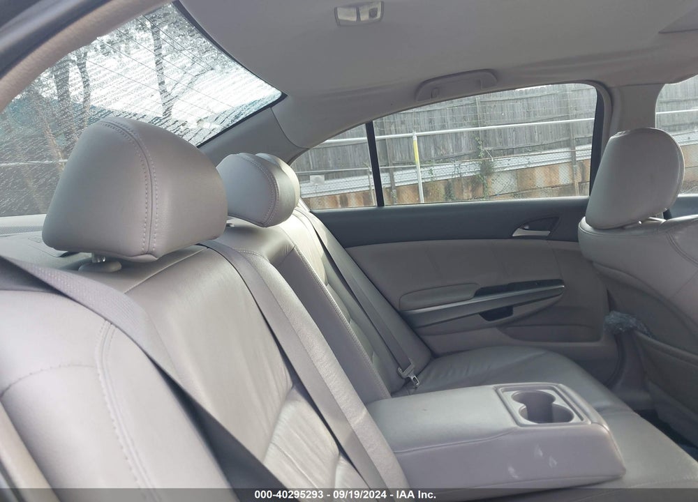 2009 HONDA ACCORD 2.4 EX-L VIN: 1HGCP26889A107842