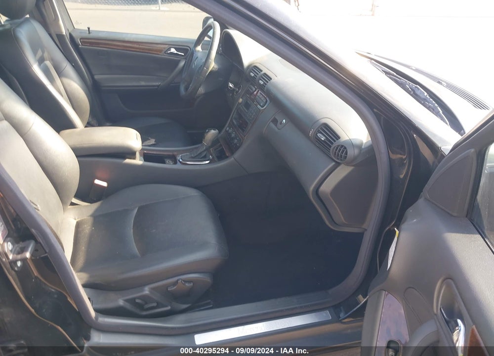 2003 MERCEDES-BENZ C 240 VIN: WDBRF81J83F382886