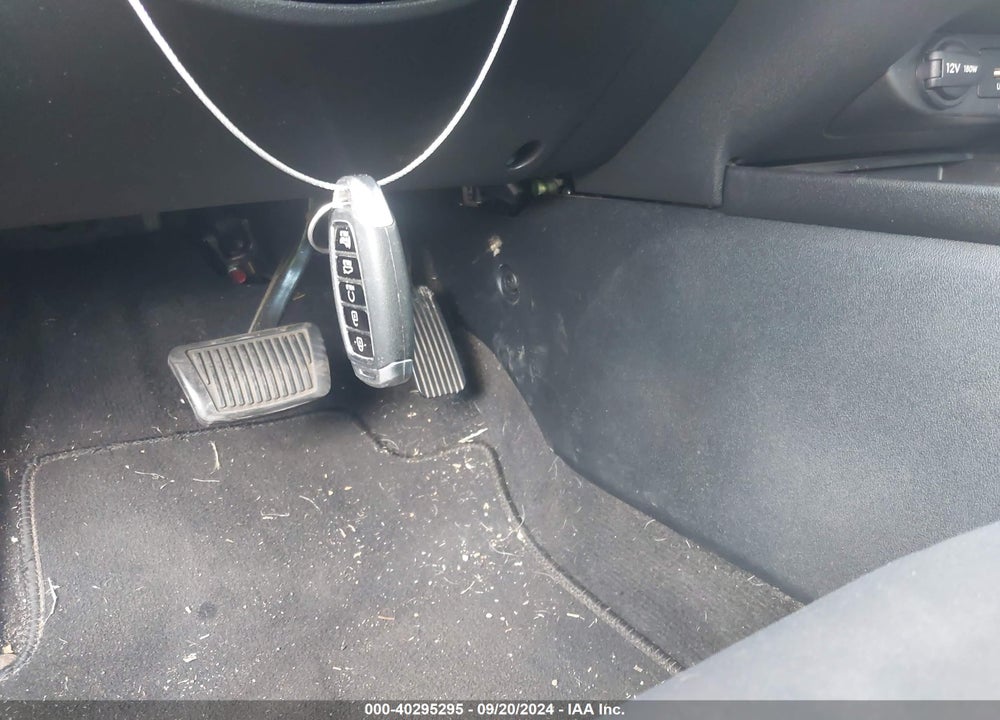 2022 HYUNDAI ELANTRA SEL VIN: KMHLM4AG9NU332387