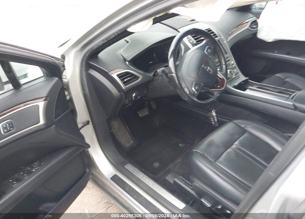 2017 LINCOLN MKZ RESERVE VIN: 3LN6L5E90HR649780