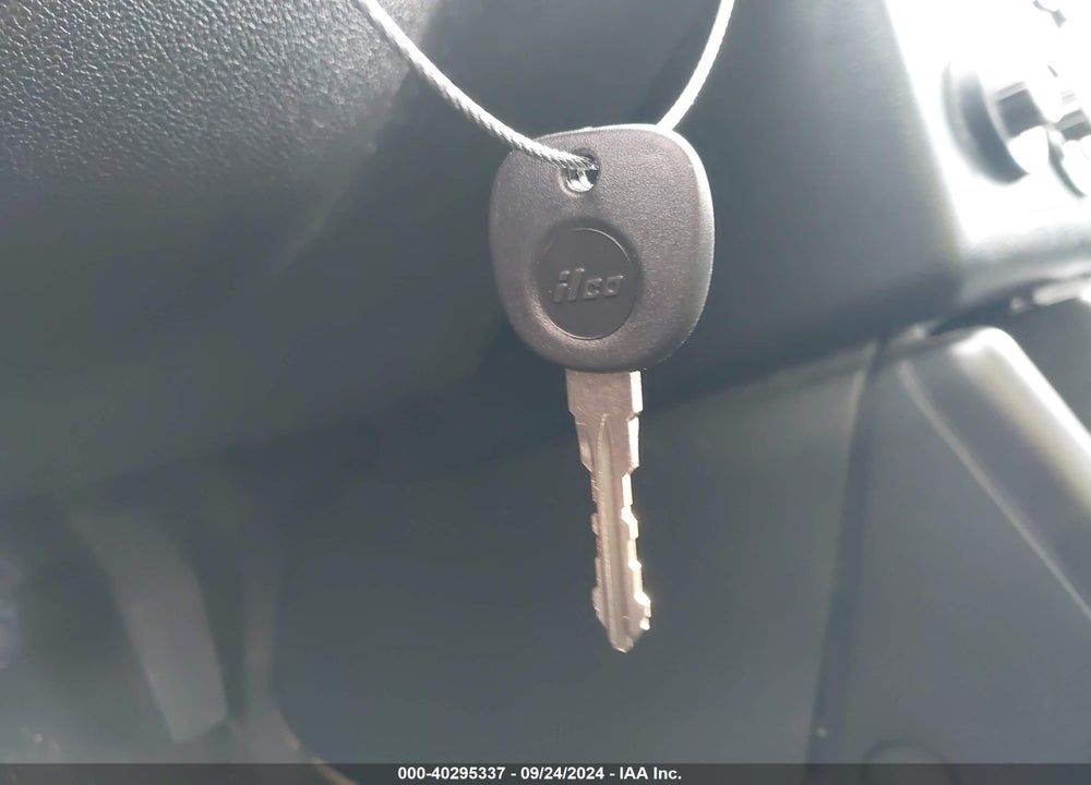 2009 PONTIAC G6 VIN: 1G2ZG57B094198046