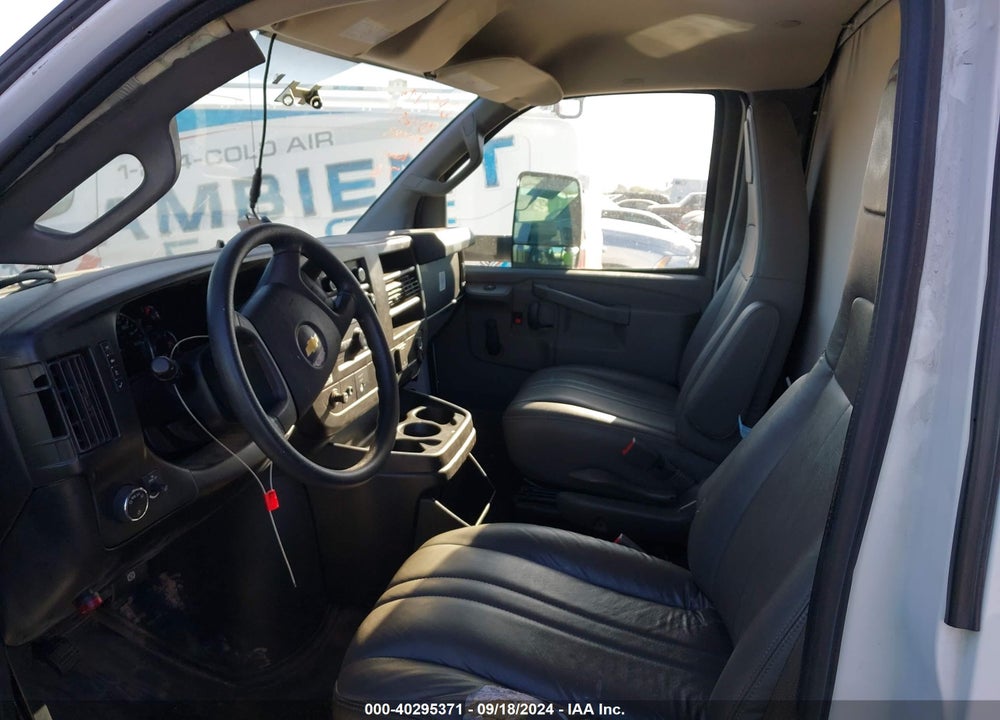 2017 CHEVROLET EXPRESS CUTAWAY WORK VAN VIN: 1GB0GRFF0H1334583