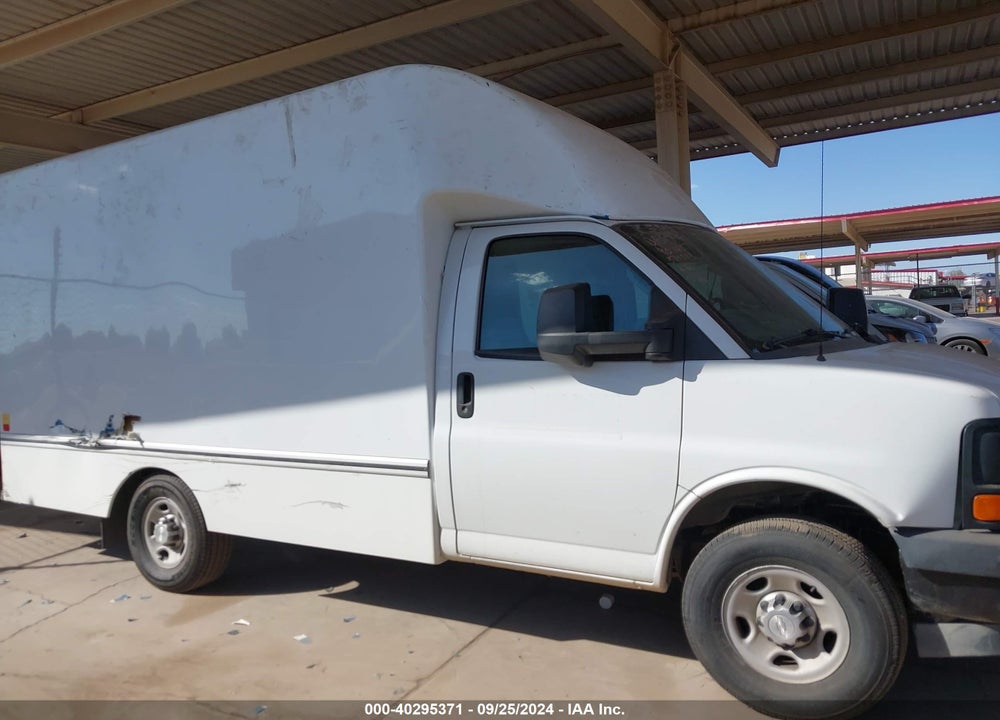 2017 CHEVROLET EXPRESS CUTAWAY WORK VAN VIN: 1GB0GRFF0H1334583