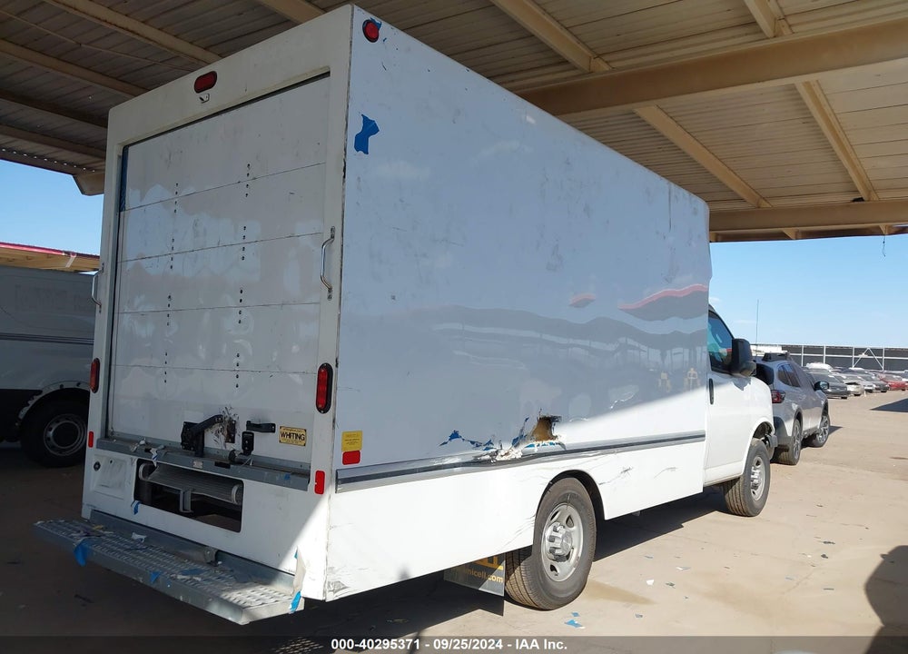 2017 CHEVROLET EXPRESS CUTAWAY WORK VAN VIN: 1GB0GRFF0H1334583