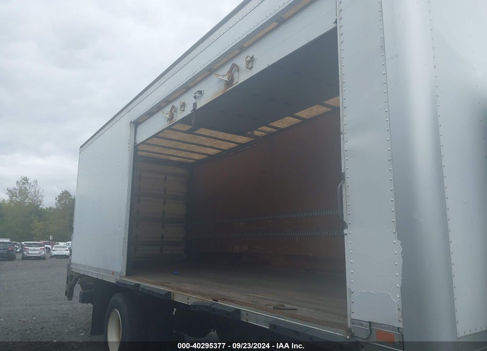 2016 PETERBILT 337 VIN: 2NP2HM7X1GM369547