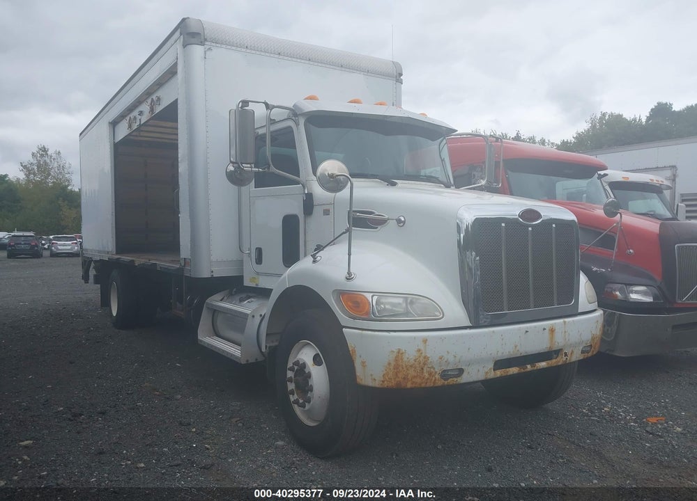 2016 PETERBILT 337 VIN: 2NP2HM7X1GM369547