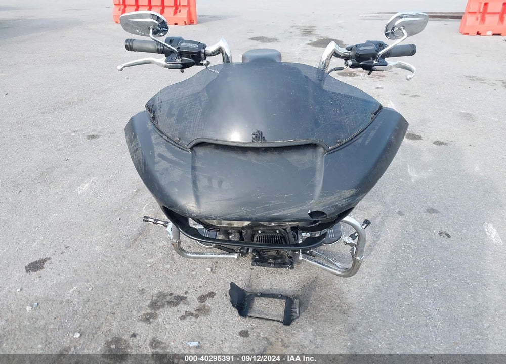 2018 HARLEY-DAVIDSON FLTRX ROAD GLIDE VIN: 1HD1KHC1XJB651786