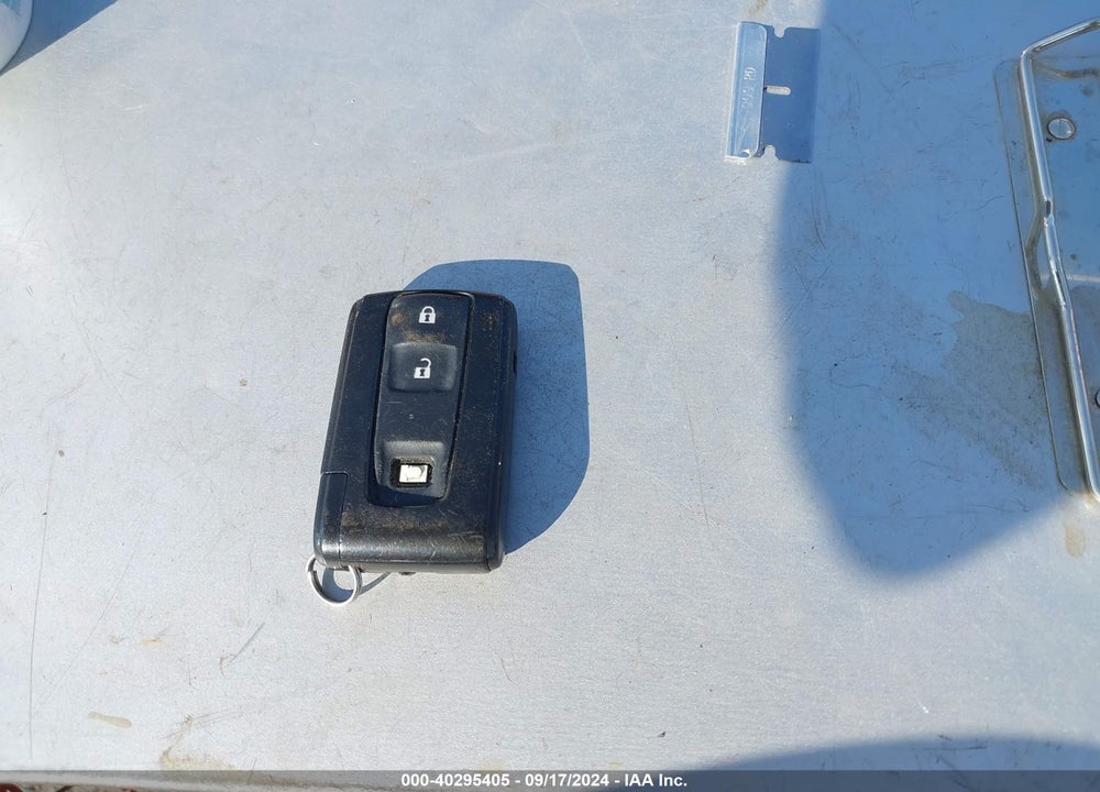 2008 TOYOTA PRIUS VIN: JTDKB20U883447932