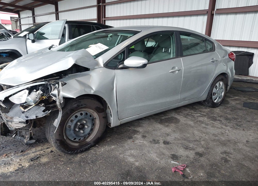 2015 KIA FORTE LX VIN: KNAFK4A61F5403346