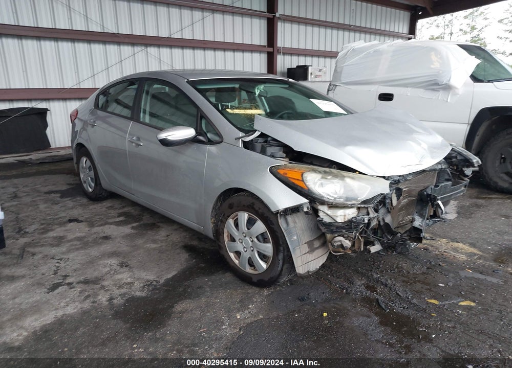 2015 KIA FORTE LX VIN: KNAFK4A61F5403346