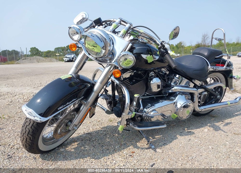 2011 HARLEY-DAVIDSON FLSTN VIN: 1HD1JD516BB045847