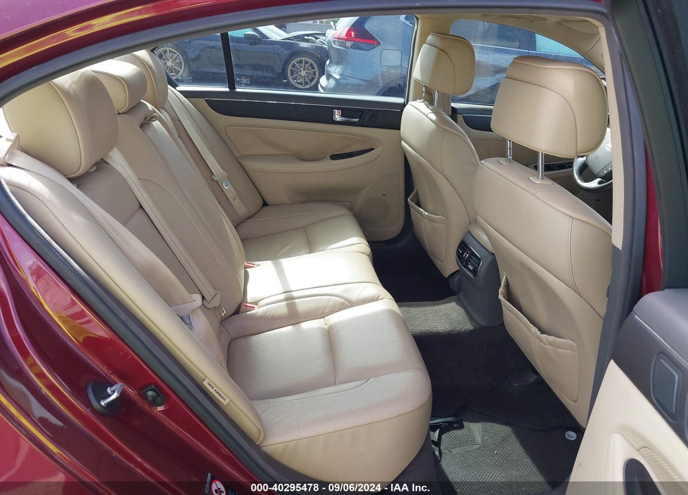 2010 HYUNDAI GENESIS 3.8 VIN: KMHGC4DEXAU074082