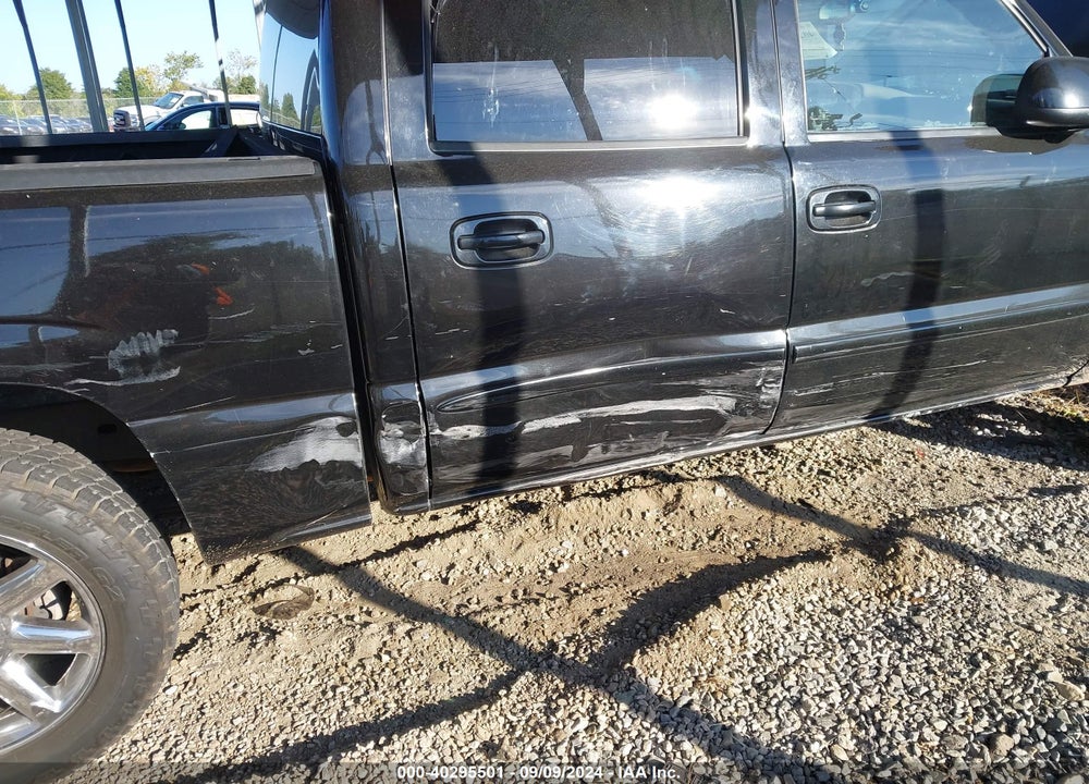 2006 GMC SIERRA 1500 DENALI VIN: 2GTEK63N061213523