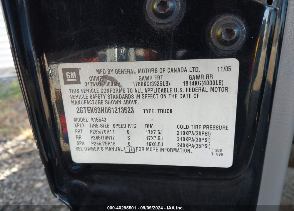 2006 GMC SIERRA 1500 DENALI VIN: 2GTEK63N061213523