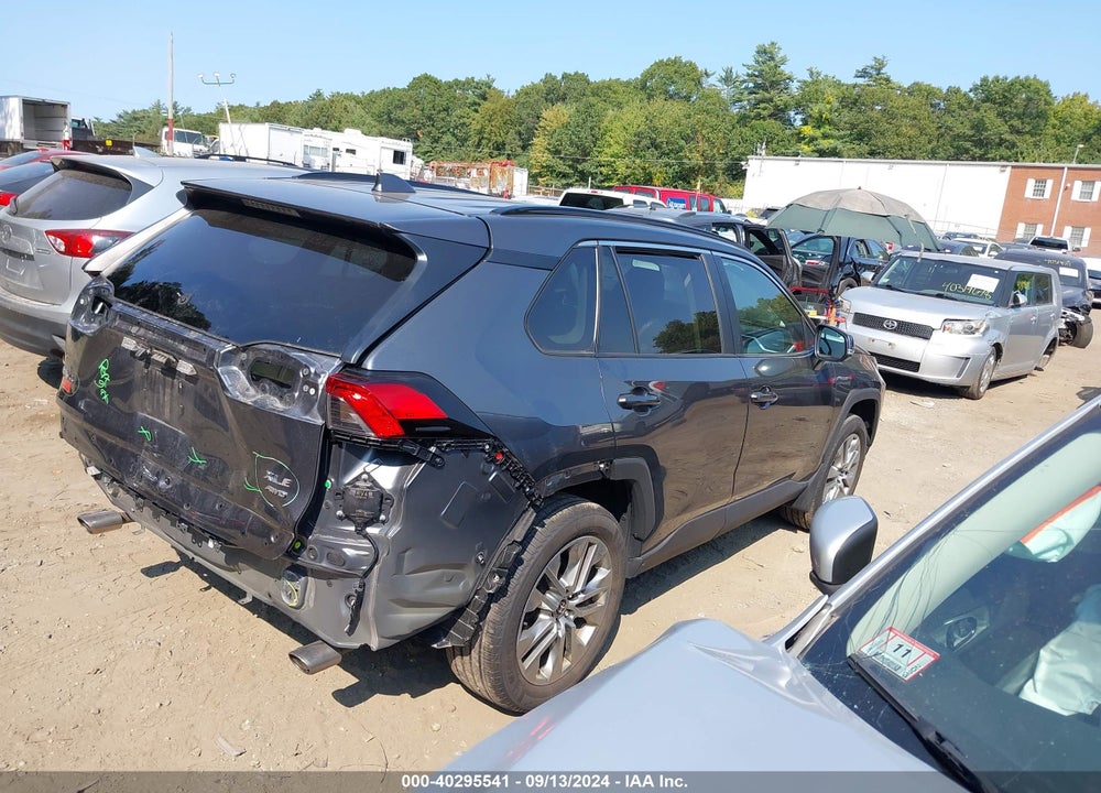 2022 TOYOTA RAV4 XLE PREMIUM VIN: 2T3A1RFV3NC314478