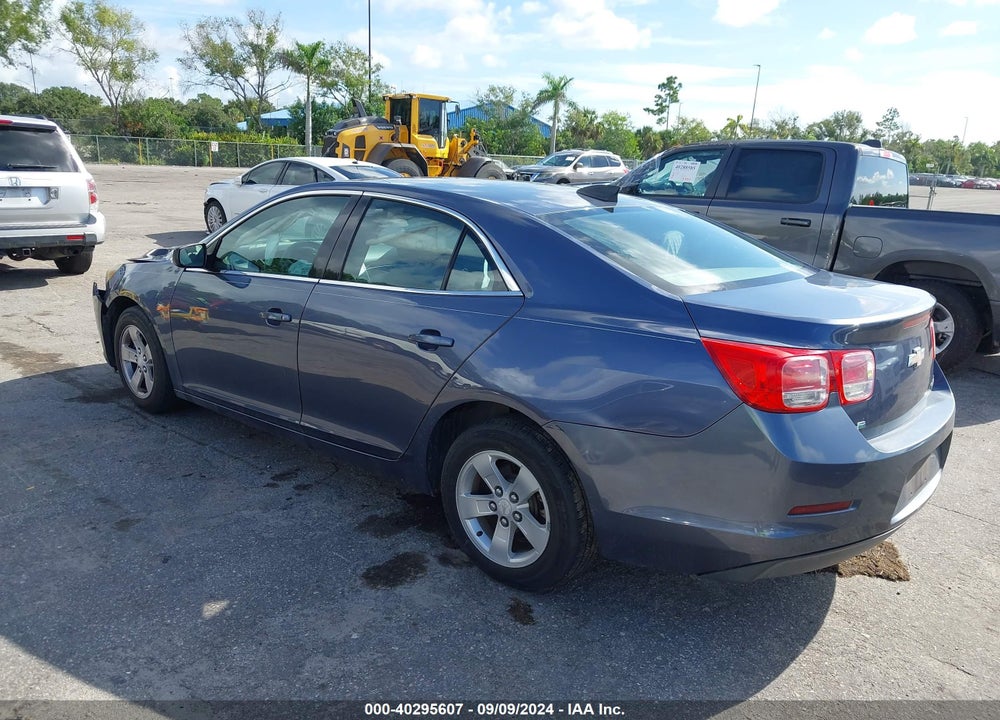 2015 CHEVROLET MALIBU LS VIN: 1G11B5SL7FF267671