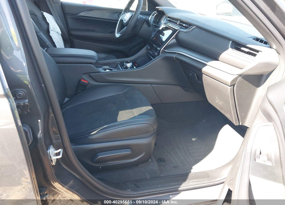2024 JEEP GRAND CHEROKEE ALTITUDE 4X4 VIN: 1C4RJHAG1R8934701