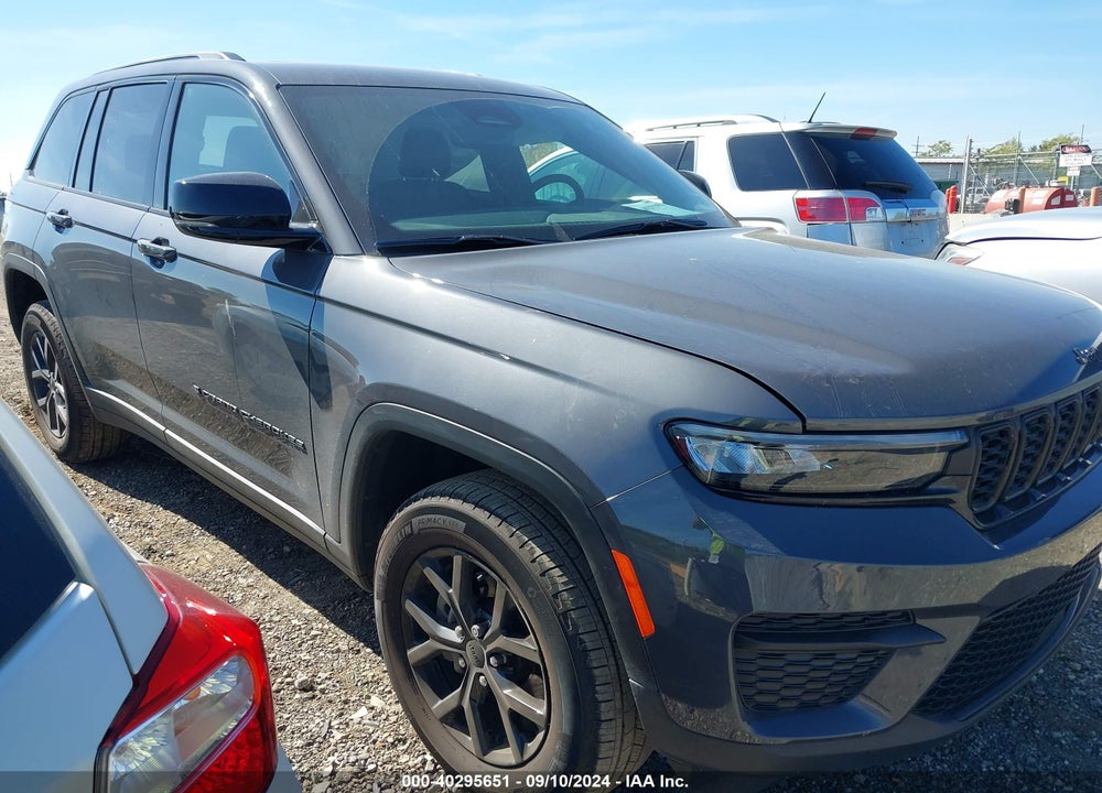 2024 JEEP GRAND CHEROKEE ALTITUDE 4X4 VIN: 1C4RJHAG1R8934701