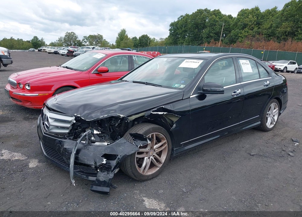 2012 MERCEDES-BENZ C 300 LUXURY 4MATIC/SPORT 4MATIC VIN: WDDGF8BBXCF931347