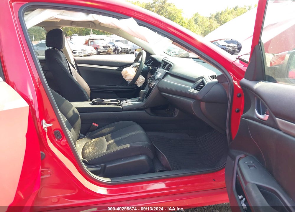 2017 HONDA CIVIC LX VIN: 2HGFC2F55HH526715