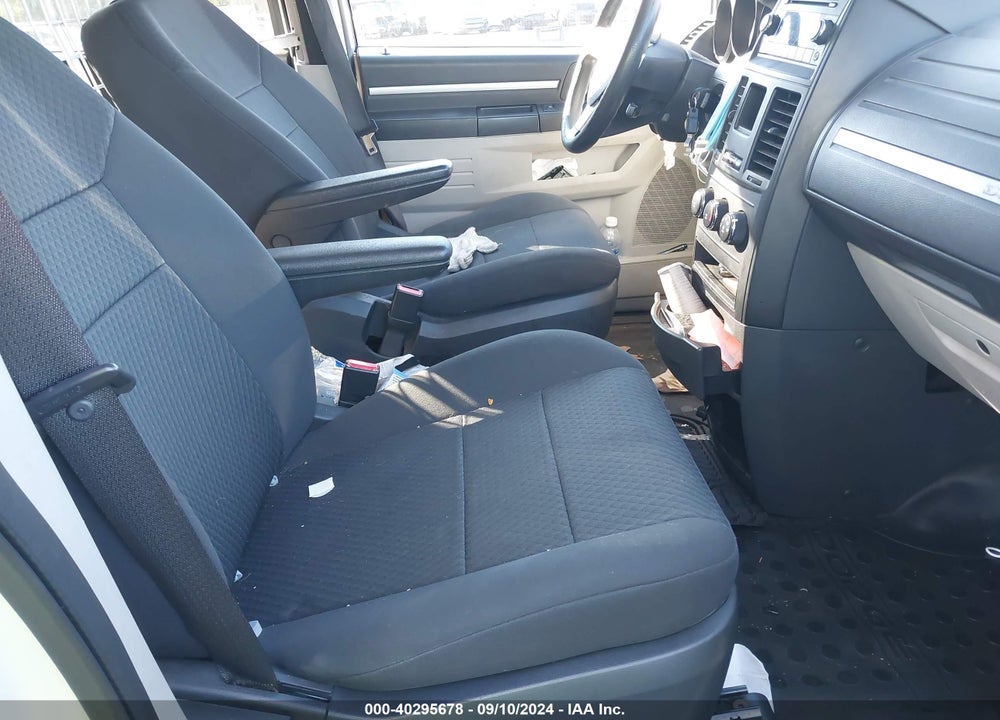2010 DODGE GRAND CARAVAN C/V VIN: 2D4RN1AE8AR439496