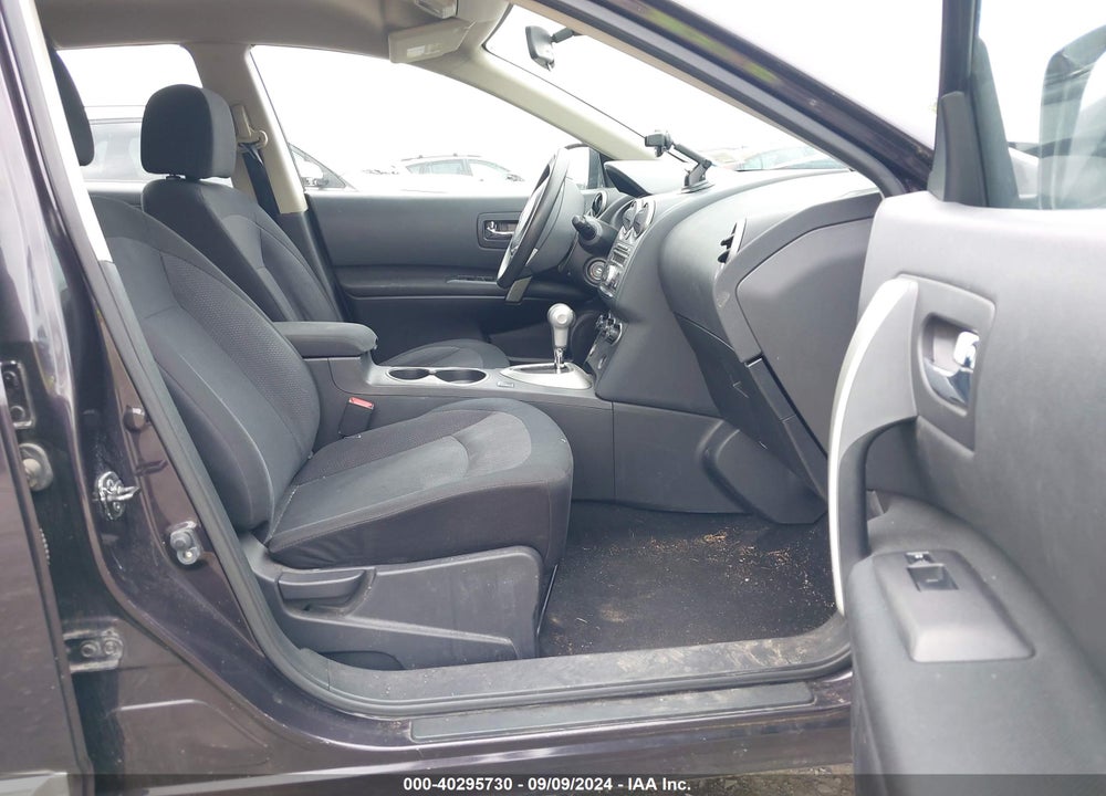 2013 NISSAN ROGUE S VIN: JN8AS5MVXDW630925