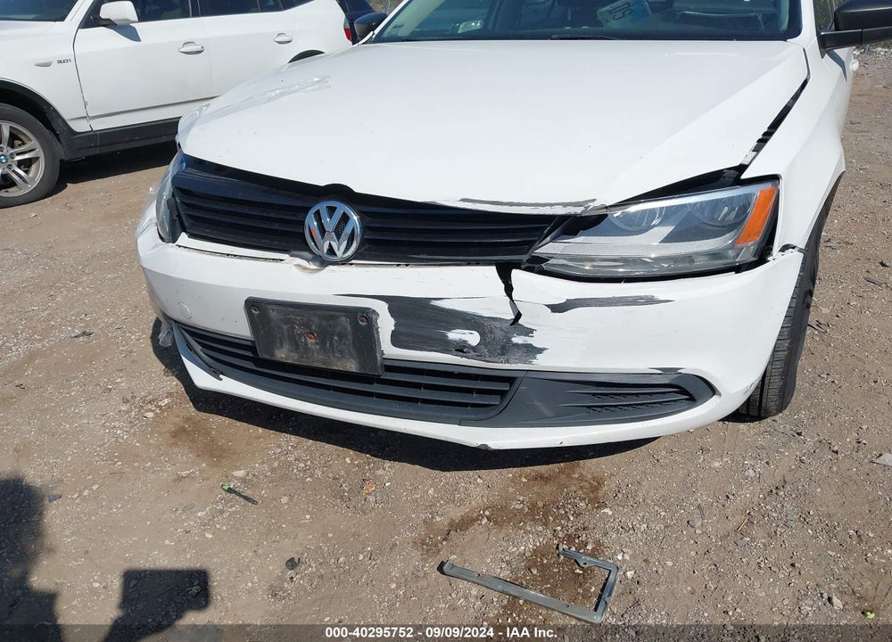 2013 VOLKSWAGEN JETTA 2.0L S VIN: 3VW2K7AJ1DM225966