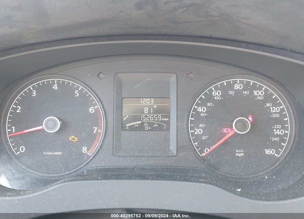 2013 VOLKSWAGEN JETTA 2.0L S VIN: 3VW2K7AJ1DM225966