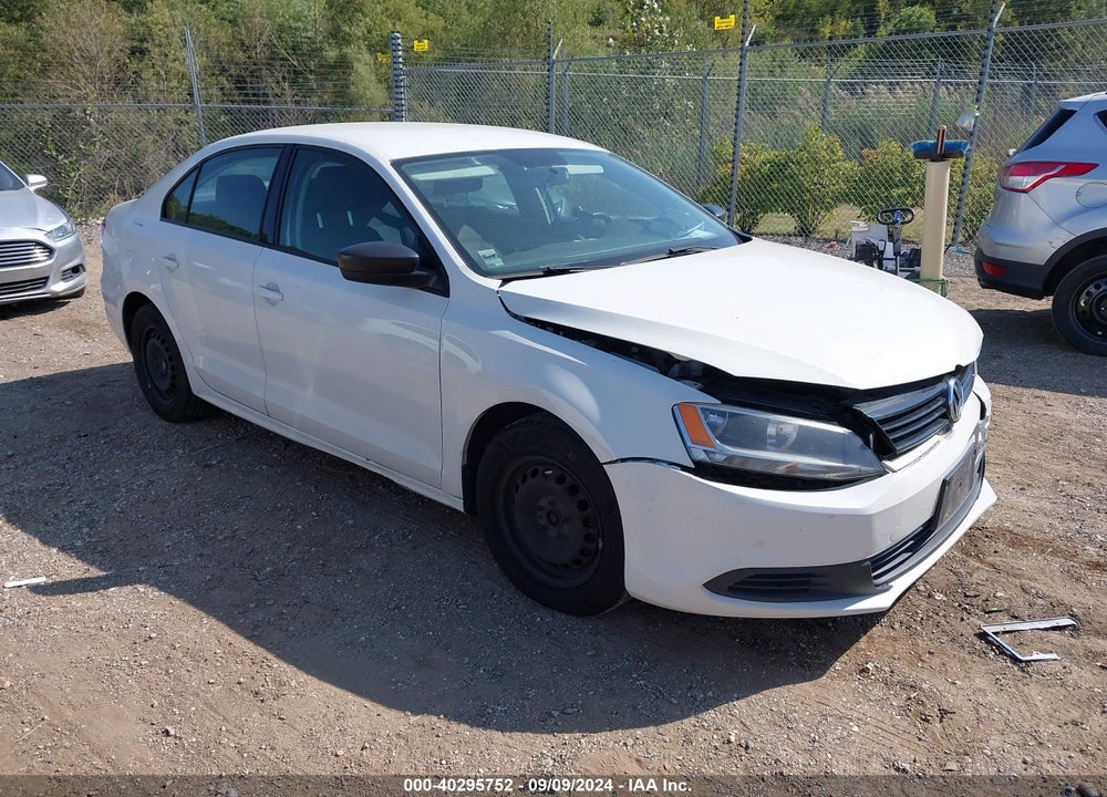 2013 VOLKSWAGEN JETTA 2.0L S VIN: 3VW2K7AJ1DM225966