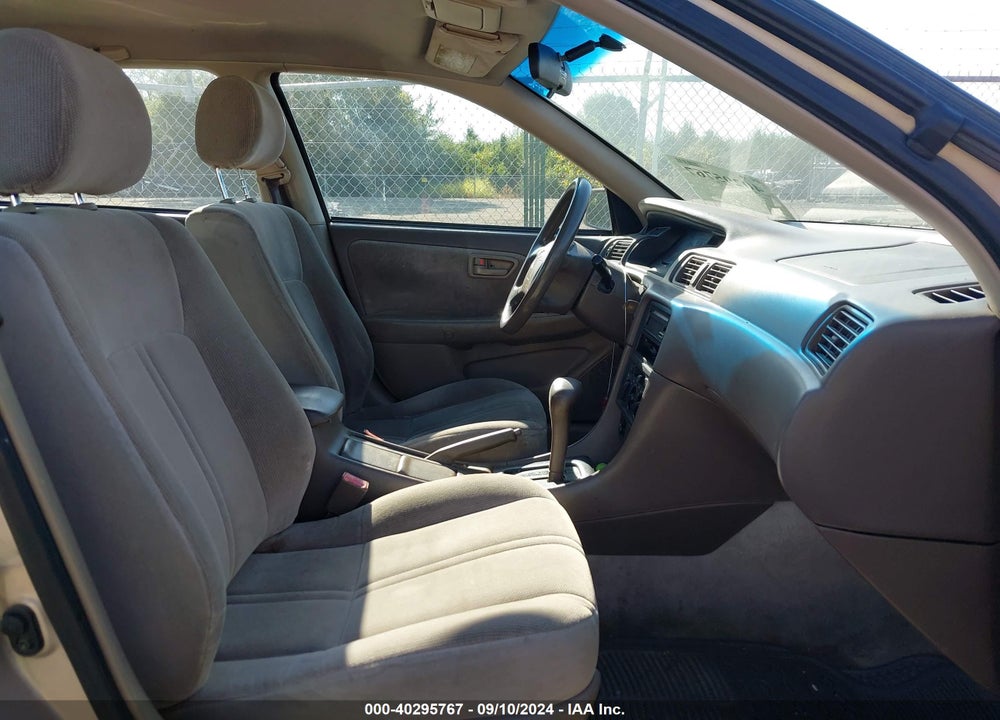 1998 TOYOTA CAMRY CE VIN: 4T1BG22KXWU378743