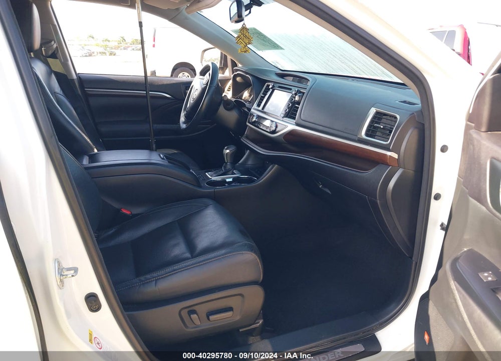 2016 TOYOTA HIGHLANDER LIMITED V6 VIN: 5TDYKRFHXGS152308