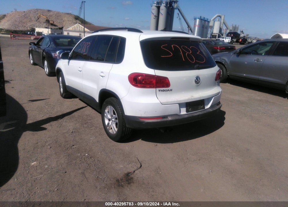 2017 VOLKSWAGEN TIGUAN 2.0T S VIN: WVGAV7AX0HW512940