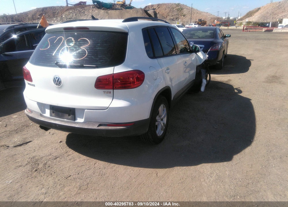 2017 VOLKSWAGEN TIGUAN 2.0T S VIN: WVGAV7AX0HW512940