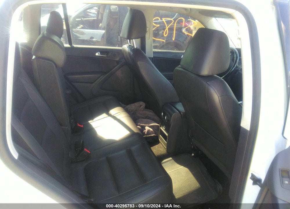 2017 VOLKSWAGEN TIGUAN 2.0T S VIN: WVGAV7AX0HW512940