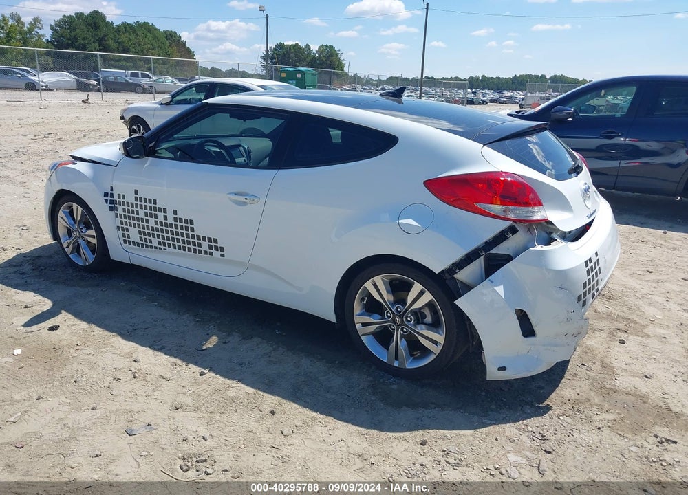2016 HYUNDAI VELOSTER VIN: KMHTC6AD7GU258250