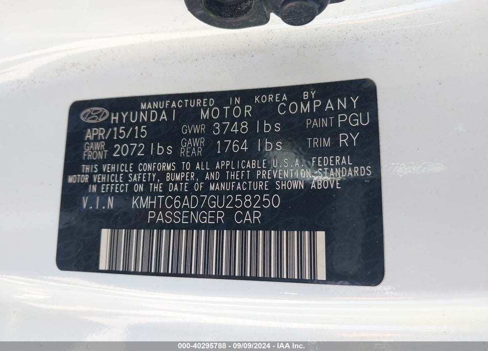 2016 HYUNDAI VELOSTER VIN: KMHTC6AD7GU258250