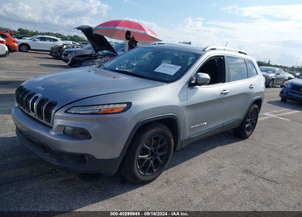 2016 JEEP CHEROKEE LATITUDE VIN: 1C4PJLCBXGW302106