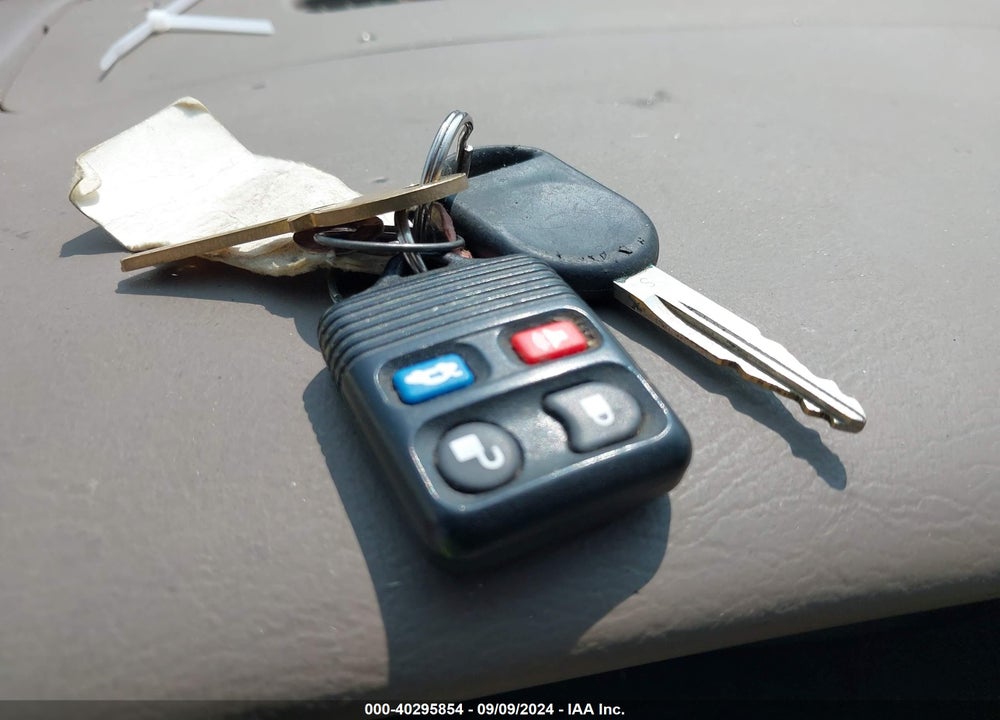 2003 MERCURY SABLE GS VIN: 1MEFM50U13A606385