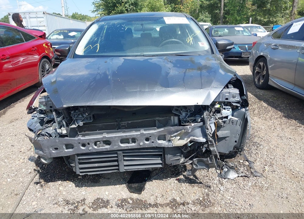 2017 FORD FOCUS SEL VIN: 1FADP3M29HL232008