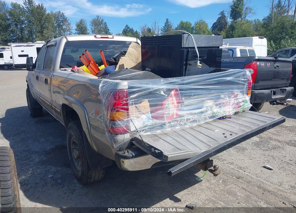 2002 CHEVROLET SILVERADO 2500HD LS VIN: 1GCHK23122F112599
