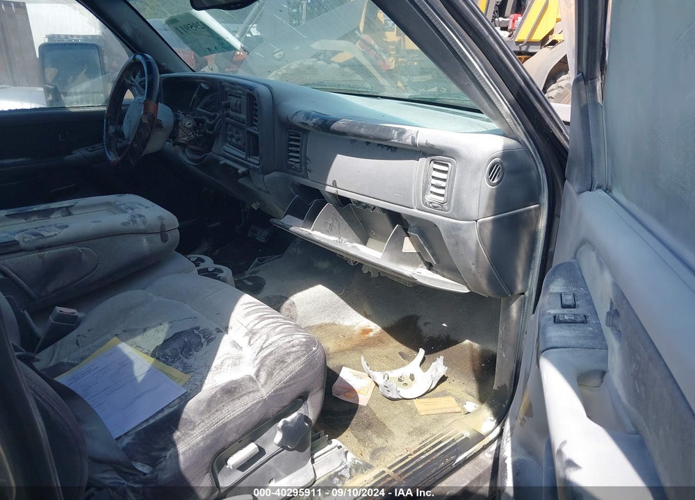 2002 CHEVROLET SILVERADO 2500HD LS VIN: 1GCHK23122F112599