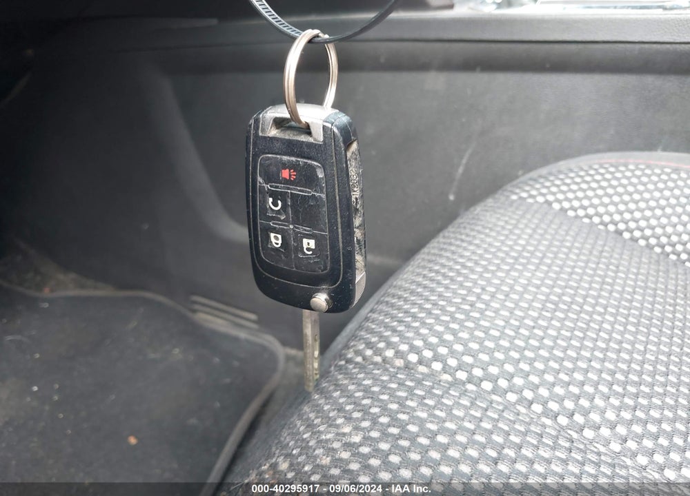 2014 CHEVROLET EQUINOX VIN: 2GNALBEK1E6114208